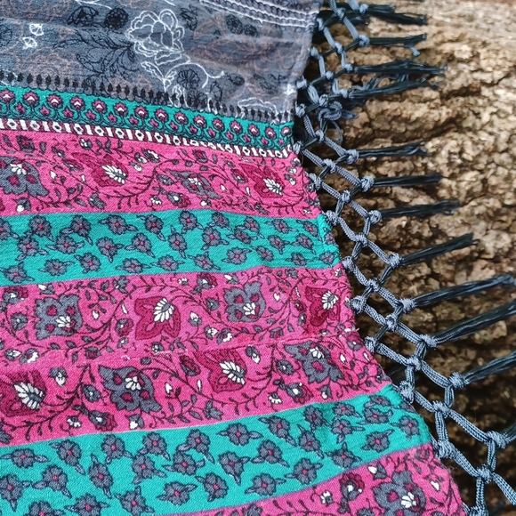 Forever 21 kimono. - Picture 6 of 7